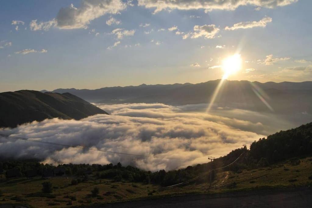 생라리술랑 Vue Panoramique Sur Les Pyrenees 아파트 외부 사진